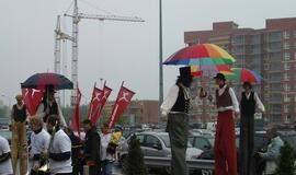 "Vilties bėgimas": tempiamas plytų vežimas