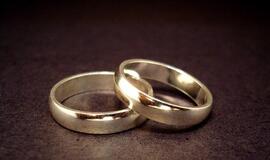 Prie altoriaus paliktas vyras iš nuotakos reikalauja 500 tūkst. eurų kompensacijos