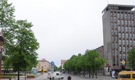 Senasis teatras griūva, naujasis - už kalnų