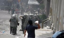 Graikijoje vyksta visuotinis protestas