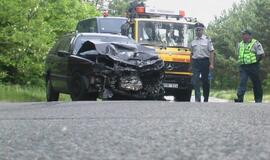 Smiltynėje į avariją pateko inkasatorių mikroautobusas