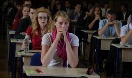 Šalies mokyklose vyksta valstybinis lietuvių kalbos egzaminas