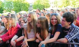 Džiazas užliejo Teatro aikštę