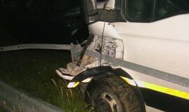 Baltarusių koloną išvartė akmuo