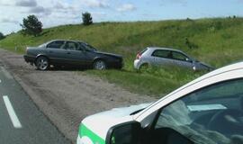 Kelyje Klaipėda-Šilutė susidūrė automobiliai