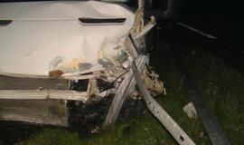 Baltarusių koloną išvartė akmuo