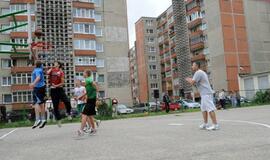 Renovuotoje aikštelėje – kiemo krepšinio turnyras