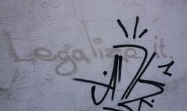 Grafičiai ant pastatų sienų