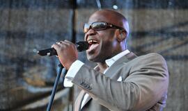 Džiazas užliejo Teatro aikštę