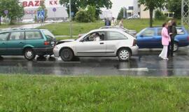 Eismo spūstyje - triguba avarija