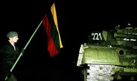 Austrijoje paleistas įtariamasis Sausio 13-osios byloje, URM įteiks notą Austrijai