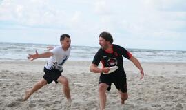 Smiltynėje karaliauja lėkščių svaidytojai