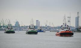 Nuleisti vainikai žuvusiems jūroje