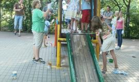 Skulptūrų parko aikštelė nušvito naujomis spalvomis