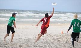 Smiltynėje - skraidančios lėkštės