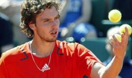 Latvis Ernestas Gulbis nugalėjo 15-ąją pasaulio raketę