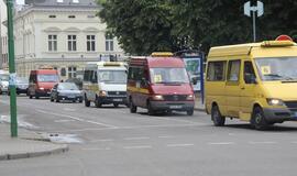 Maršrutiniuose mikroautobusuose - mokesčių inspektorių patikrinimai