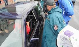 Neptūniečiai tikrino vairuotojų blaivumą