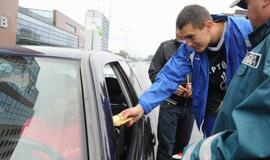 Neptūniečiai tikrino vairuotojų blaivumą