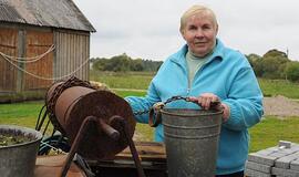 "Aš visada aplipusi žmonėmis"