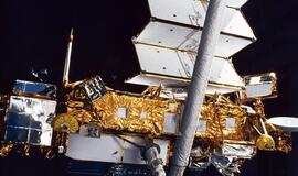 JAV palydovo nuolaužos gali nukristi Maskvoje