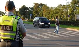 Mokslo metai gatvėse prasidės su policija