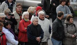 Juodkrantėje liepsnojo ugnies skulptūros