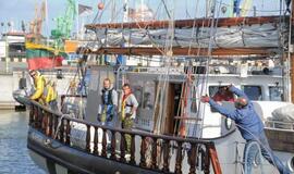 Jachtos "Lietuva" ir burlaivio "Brabander" sutikimas