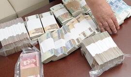 Rusas į Lietuvą vežė apie 240 tūkst. litų