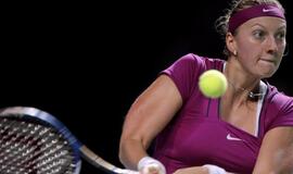 Dėl kelialapių į finalą kovos ir Samantha Stosur bei Vera Zvonariova