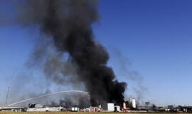 JAV Teksaso valstijoje liepsnojo chemijos fabrikas