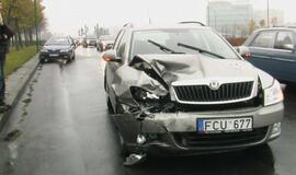 Ūkanotą šeštadienį dužo "Renault"