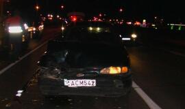 Girtas "Ford Mondeo" vairuotojas nespėjo sustoti