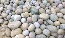 Afganistane moteris ir jos dukra negyvai užmėtytos akmenimis