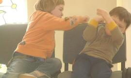 "Bernardo's" apklausa: vaikai tampa vis piktesni