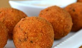 Bulvių ir sūrio kukuliai