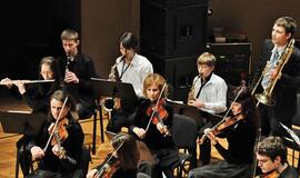 Kaip koncertų salėje karvė ėdė šieną