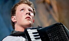 Martynas Levickis dovanoja šventinių koncertų turą