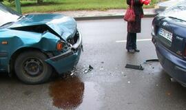 Susidūrė moterų vairuojami automobiliai