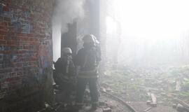 Gaisras apleistame pastate Šaulių g. 23A