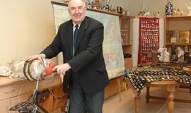 Viktoro Varno archyvuose - ir "Metų klaipėdiečio" iškarpos