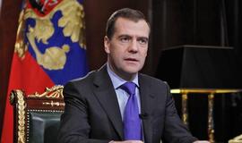 Dmitrijus Medvedevas ragina rusus aktyviai dalyvauti sekmadienį vyksiančiuose Dūmos rinkimuose