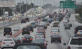 Jungtinėse Valstijose nauji automobiliai vėl tampa populiarūs