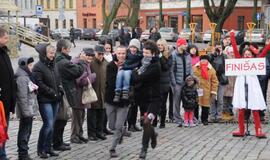 Šeimų varžybos Kalėdų Senelio taurei laimėti