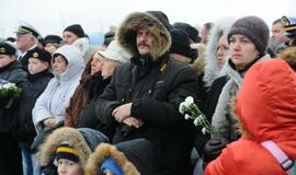 Smiltynėje atidengtas paminklas "Albatrosas"