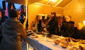 Klaipėdoje įžiebta Kalėdų eglė