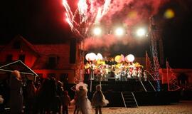 Klaipėdoje įžiebta Kalėdų eglė