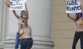 "Femen" protestas prie Baltarusijos KGB