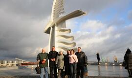 Smiltynėje atidengtas paminklas "Albatrosas"