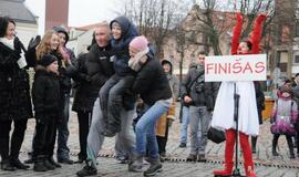 Šeimų varžybos Kalėdų Senelio taurei laimėti